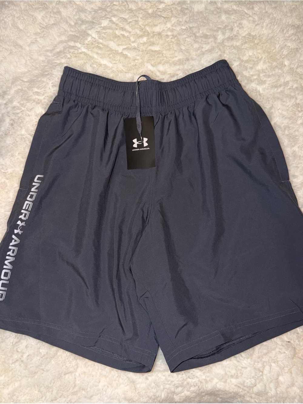 Under Armour Men’s Dark Gray Athletic Shorts